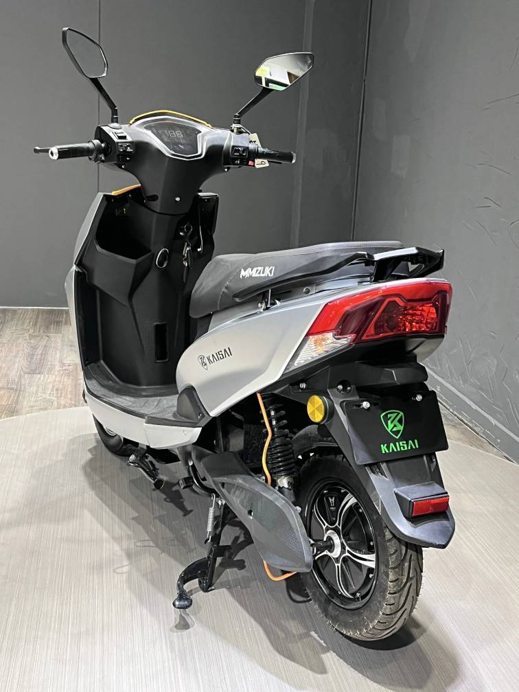 High Speed Street Road 2 Wheel Motorrad 1500w Ckd  Electric Motorcycles - Image 4