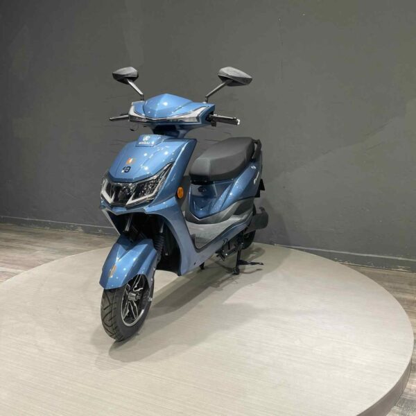 High Speed Lithium Battery Mobility Electric Scooters - Image 3