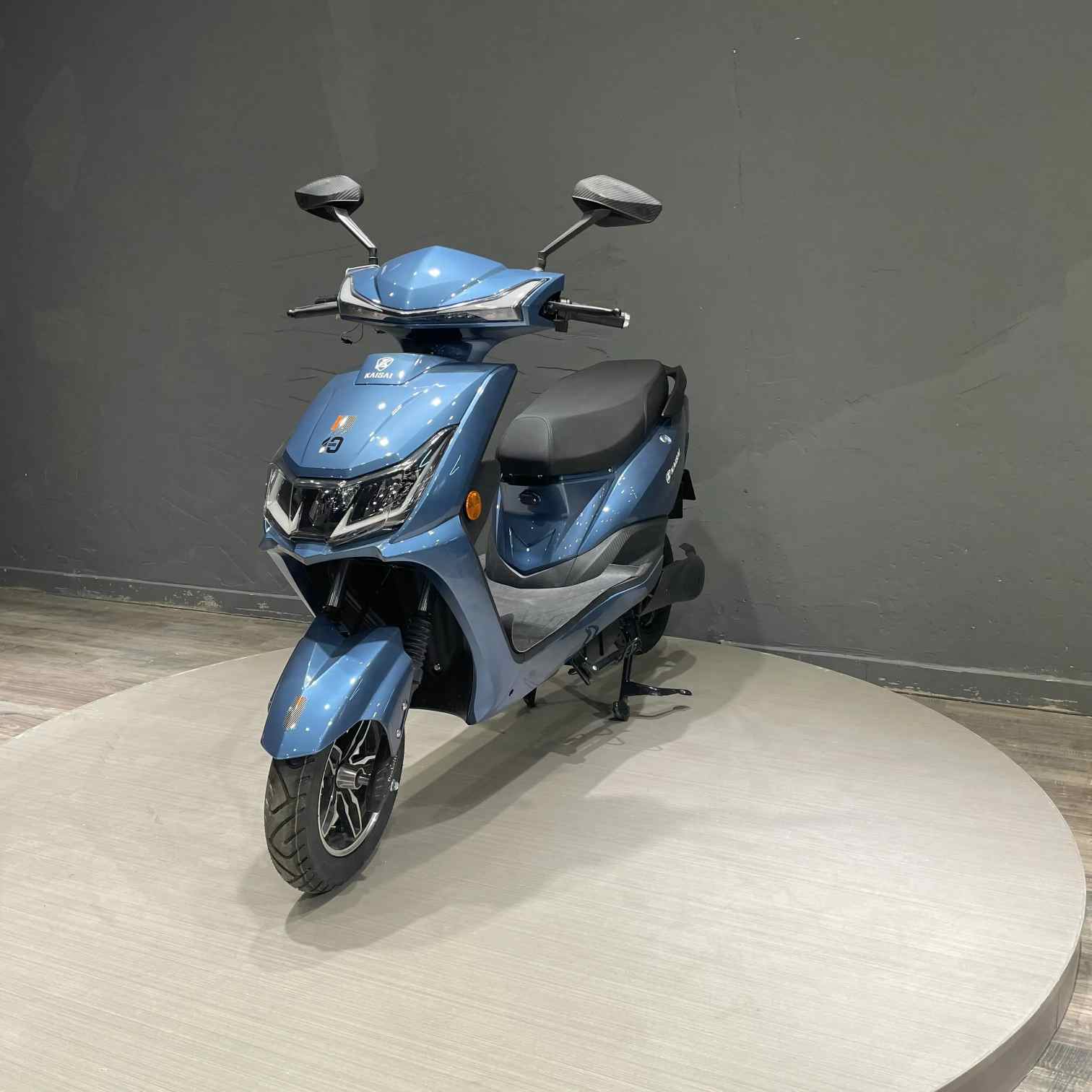 High Speed Lithium Battery Mobility Electric Scooters - Image 3