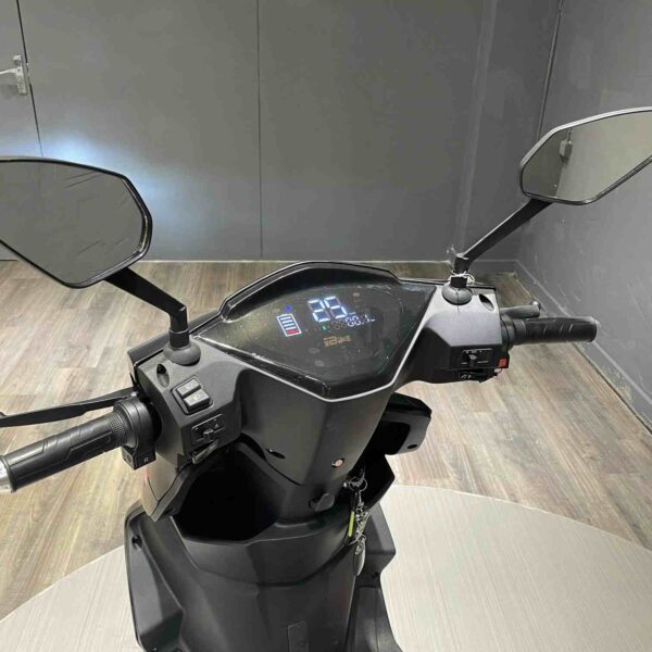 Dirtbike Mobility Scooters 2 Wheel Electric Vintage Motorbike - Image 3