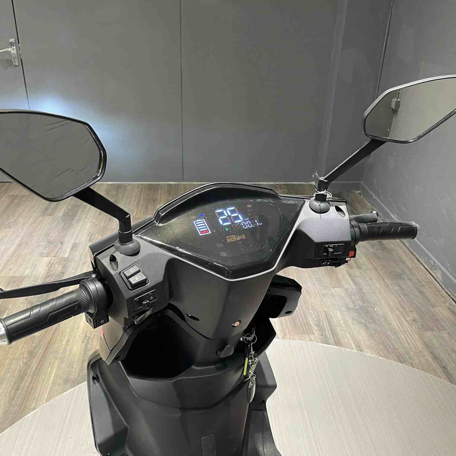 Dirtbike Mobility Scooters 2 Wheel Electric Vintage Motorbike - Image 3